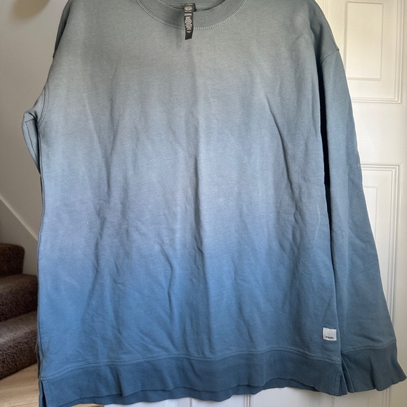 Vuori Long Sleeve top small - Picture 4 of 6